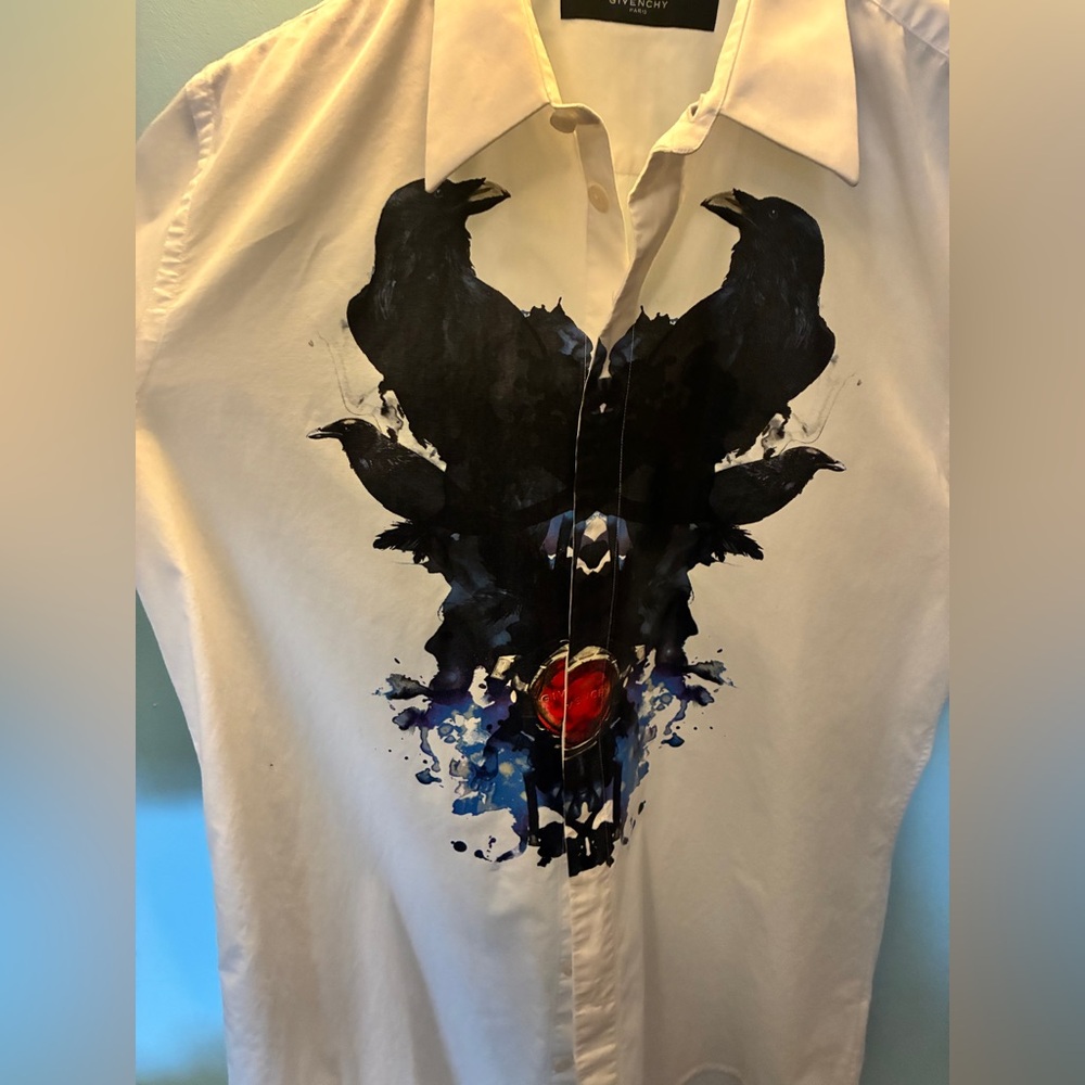 Givenchy White Shirt with Black and Blue stunning Design of crows. Unique - Picture 6 of 11